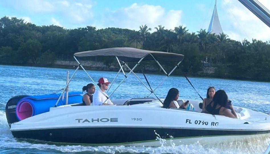 Fort Lauderdale Boat Rental with Captain Cheap!